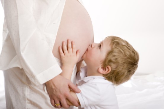 mama embarazo y niño-1